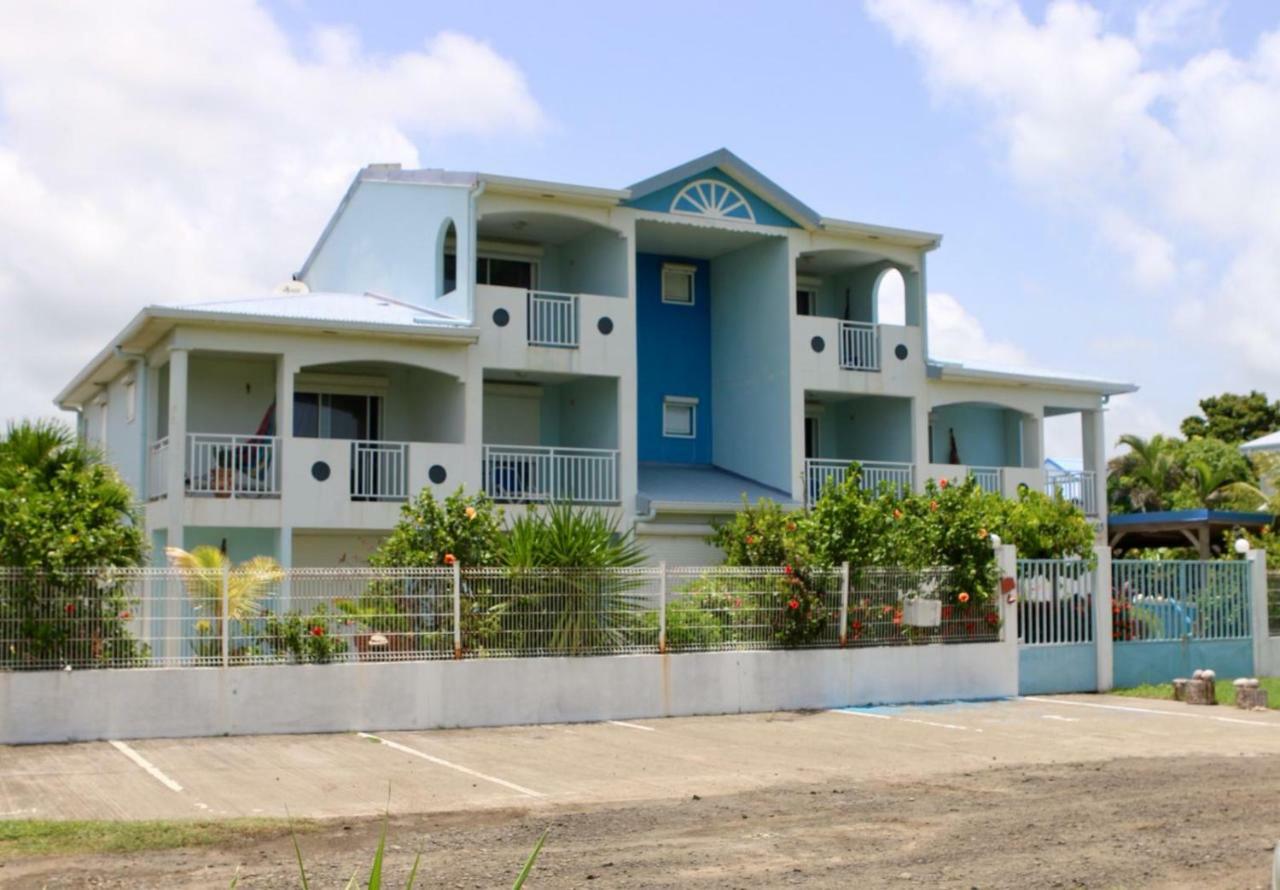 Bed & Breakfast 6 Suites Piscine Et Plage Pointe Faula Le Vauclin Exterior foto